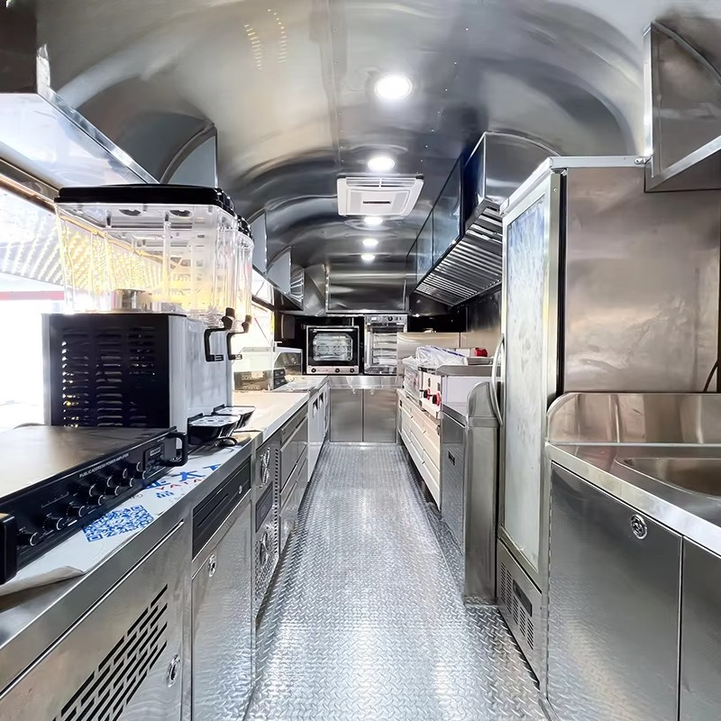 Food Truck Personalizzato Comp - Mobile Coffee Van Equipment recensione e prezzo